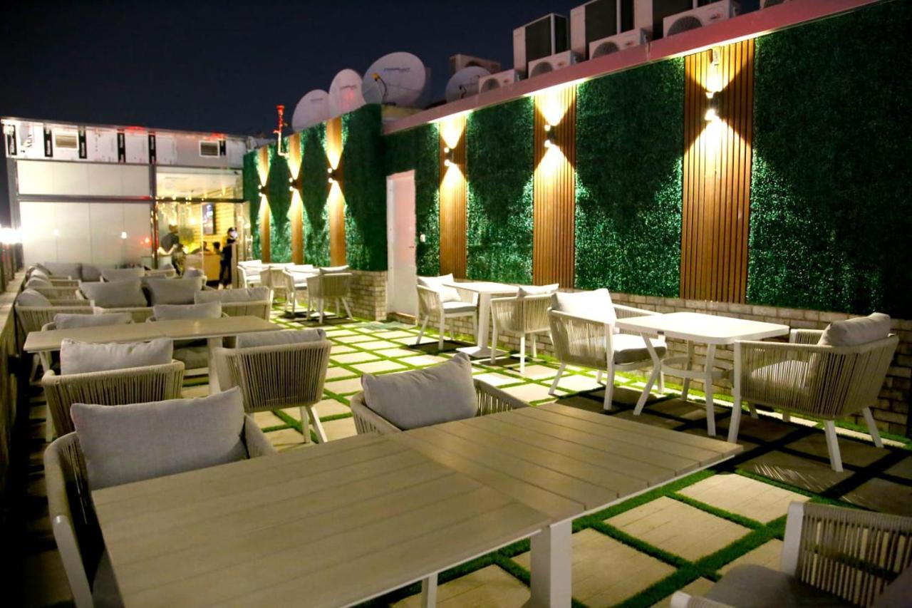 Saraya Corniche Hotel Doha Exterior photo Rooftop bar in Bangkok