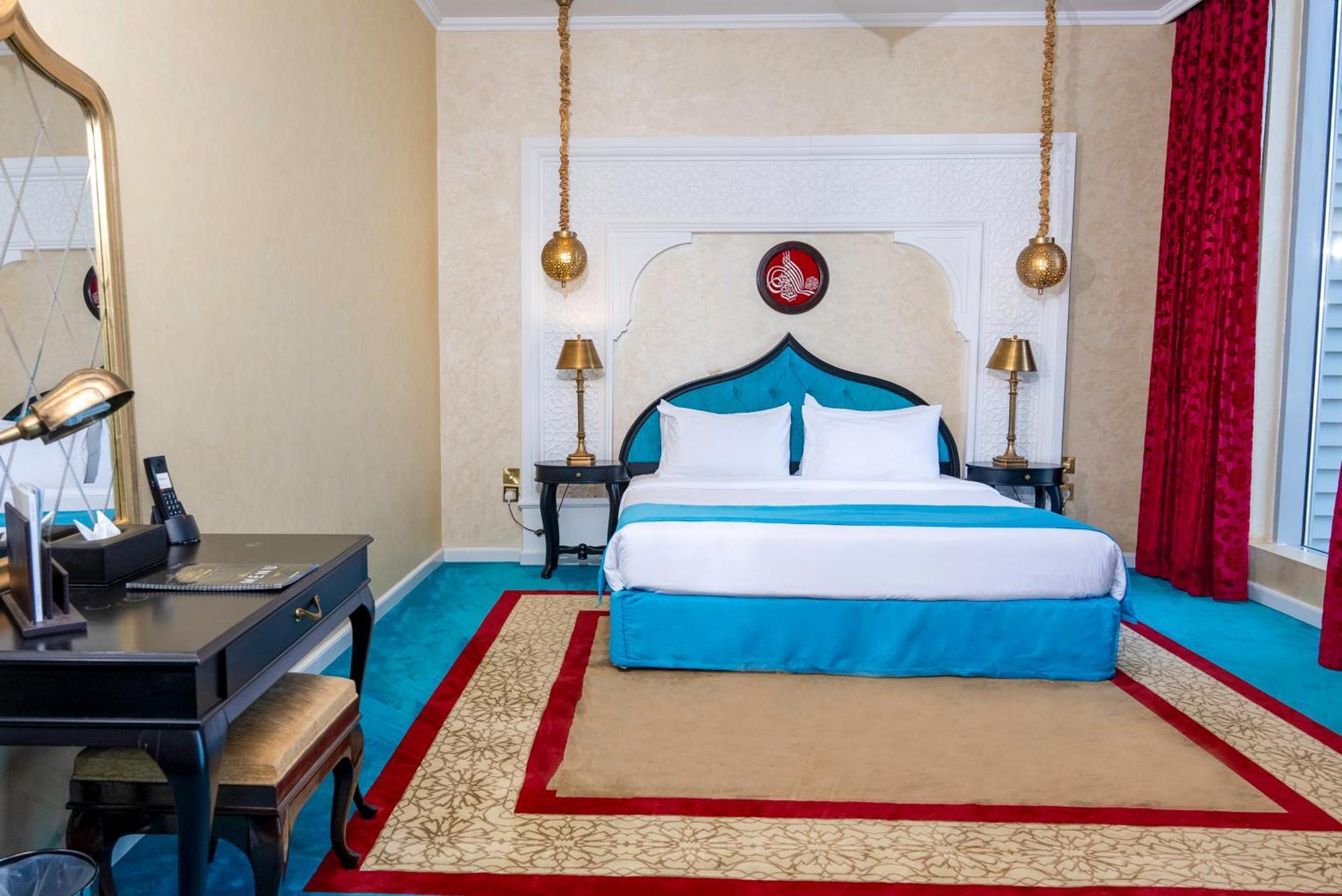 Saraya Corniche Hotel Doha Exterior photo A bedroom at the hotel