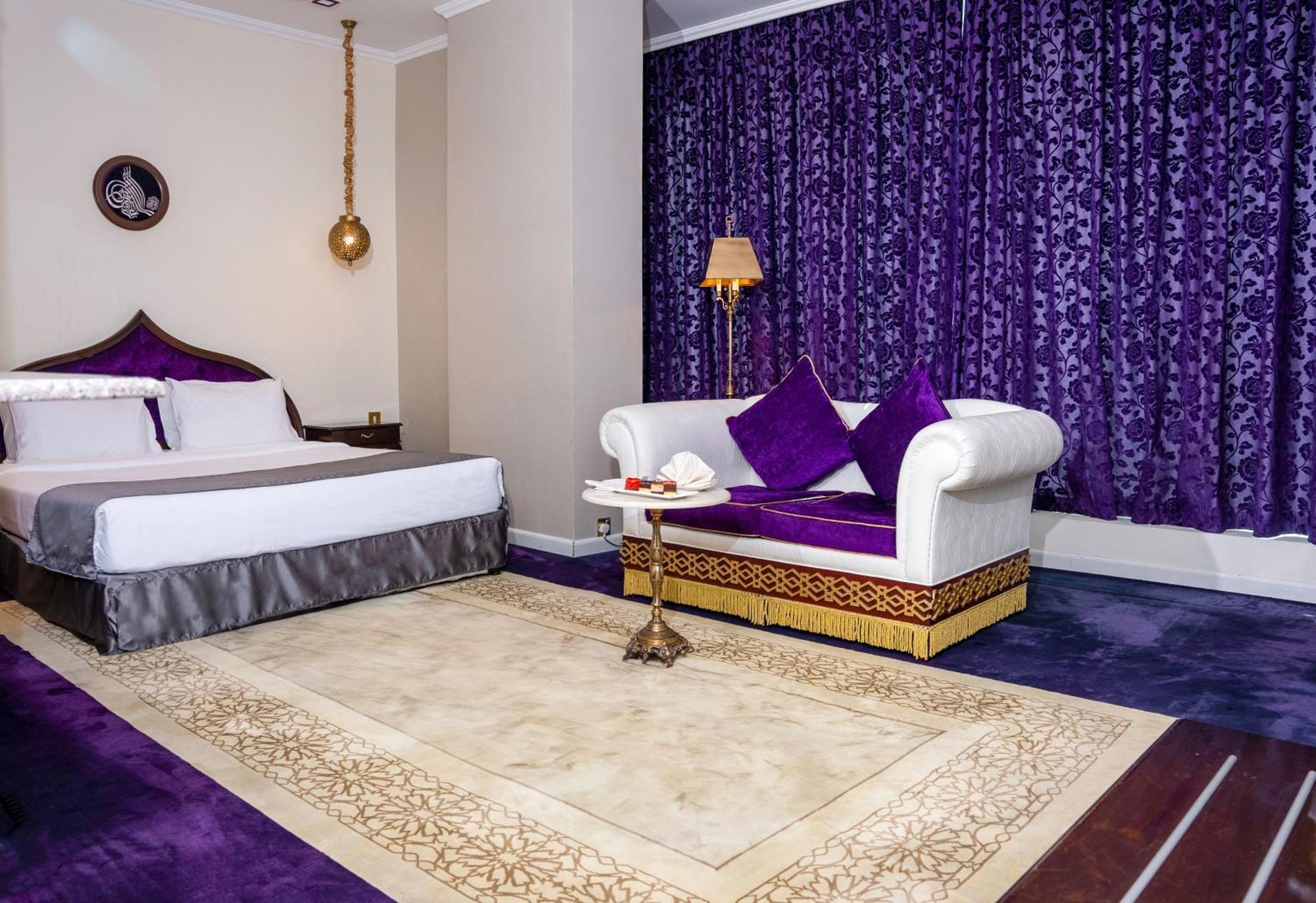 Saraya Corniche Hotel Doha Exterior photo Suite